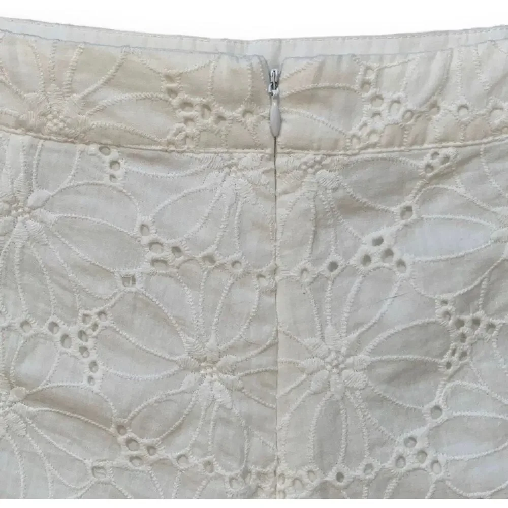 J.O.A Los Angeles White Eyelet Lace Shorts High Waist Ruffle Hem Retro Feminine